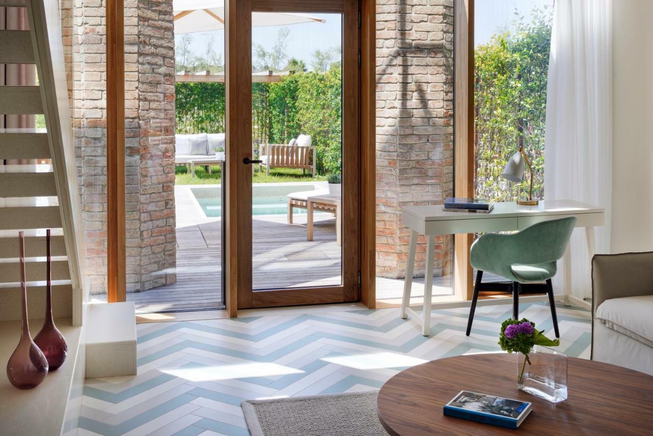 La Maisonette Loft Suite with Private Pool - Split Level