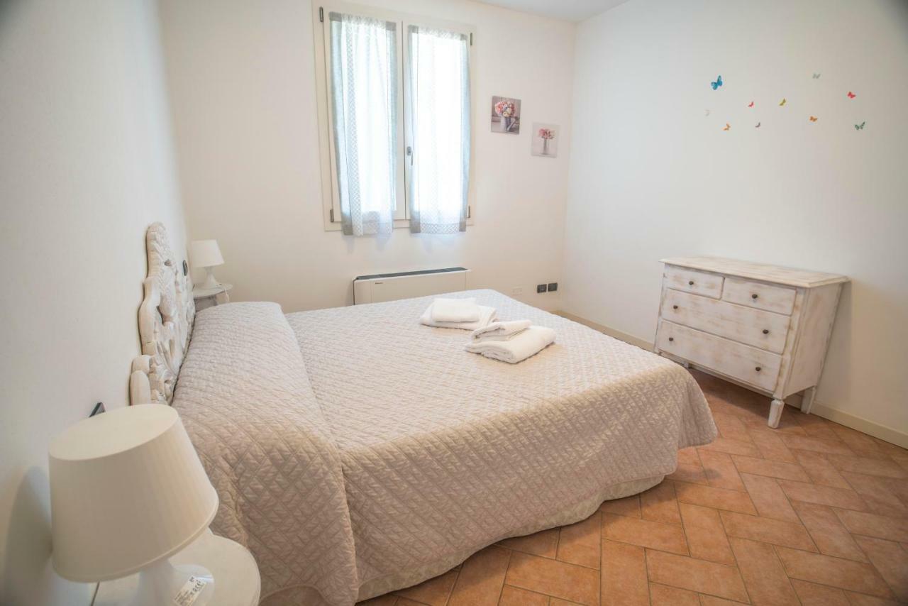 Two-Bedroom Apartment Garden,889799518:JPEG