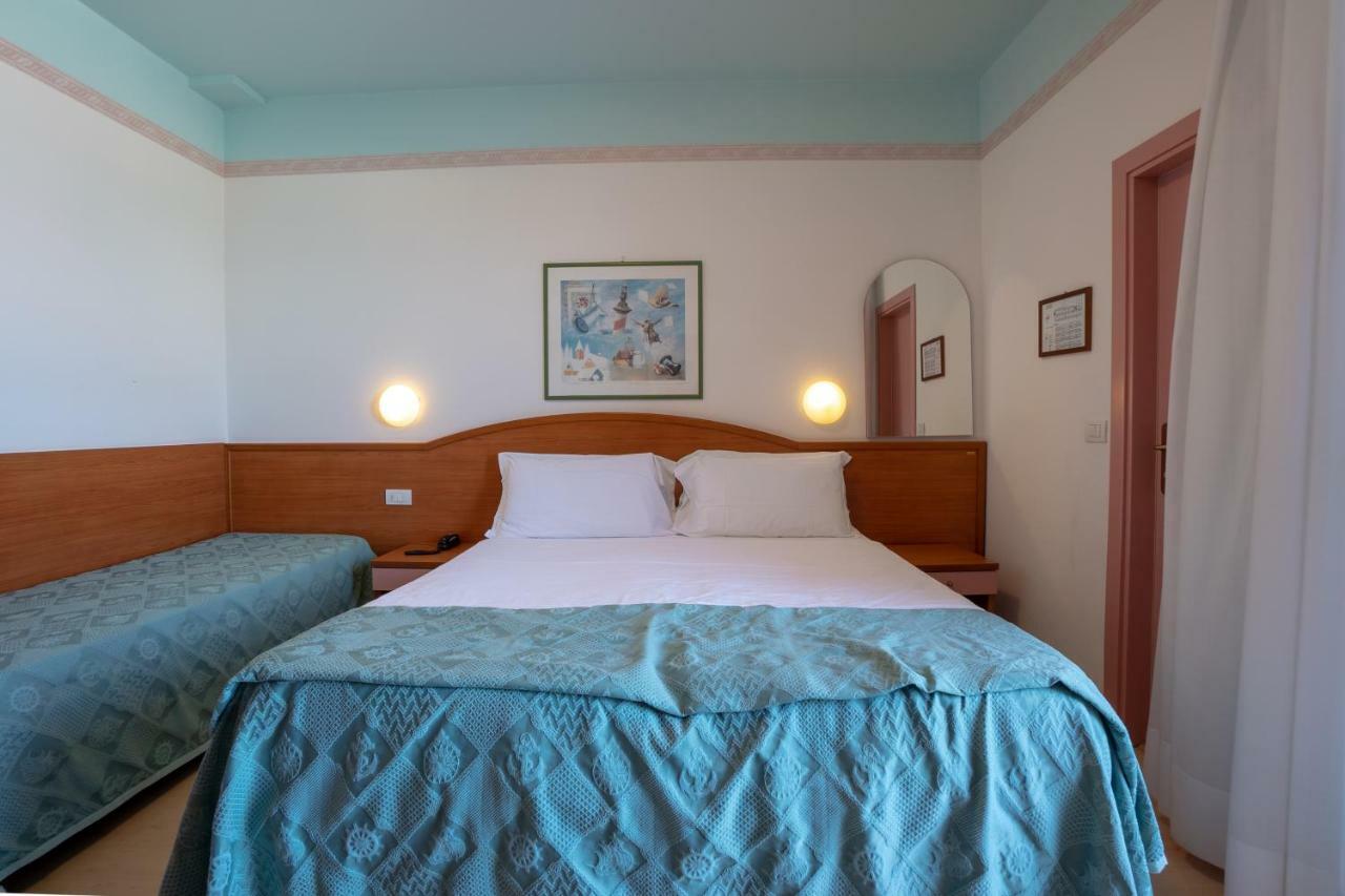 Quadruple Room,1284704569:JPEG