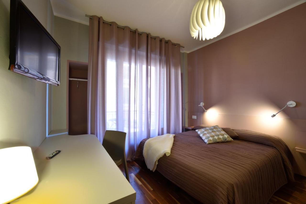 Double Room,964751860:JPEG
