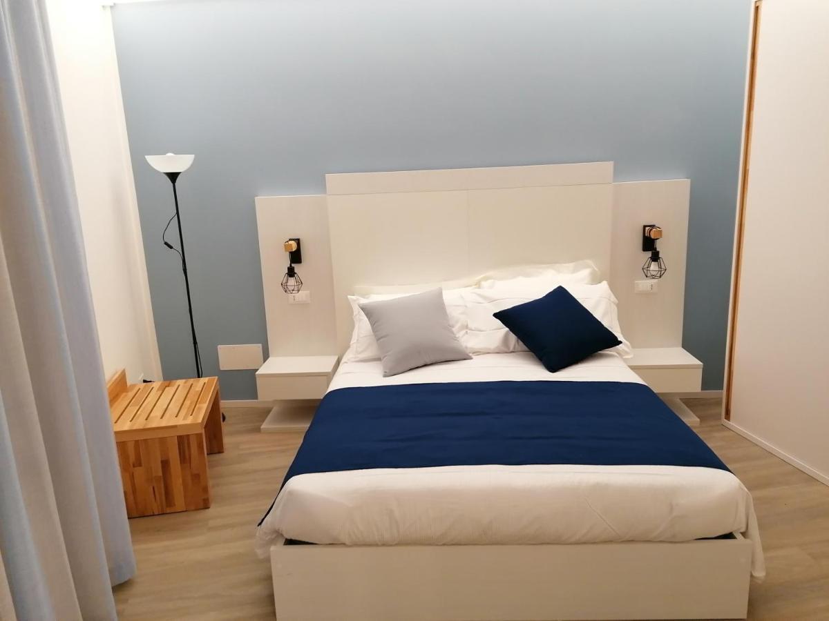 Superior King Room,966093871:JPEG
