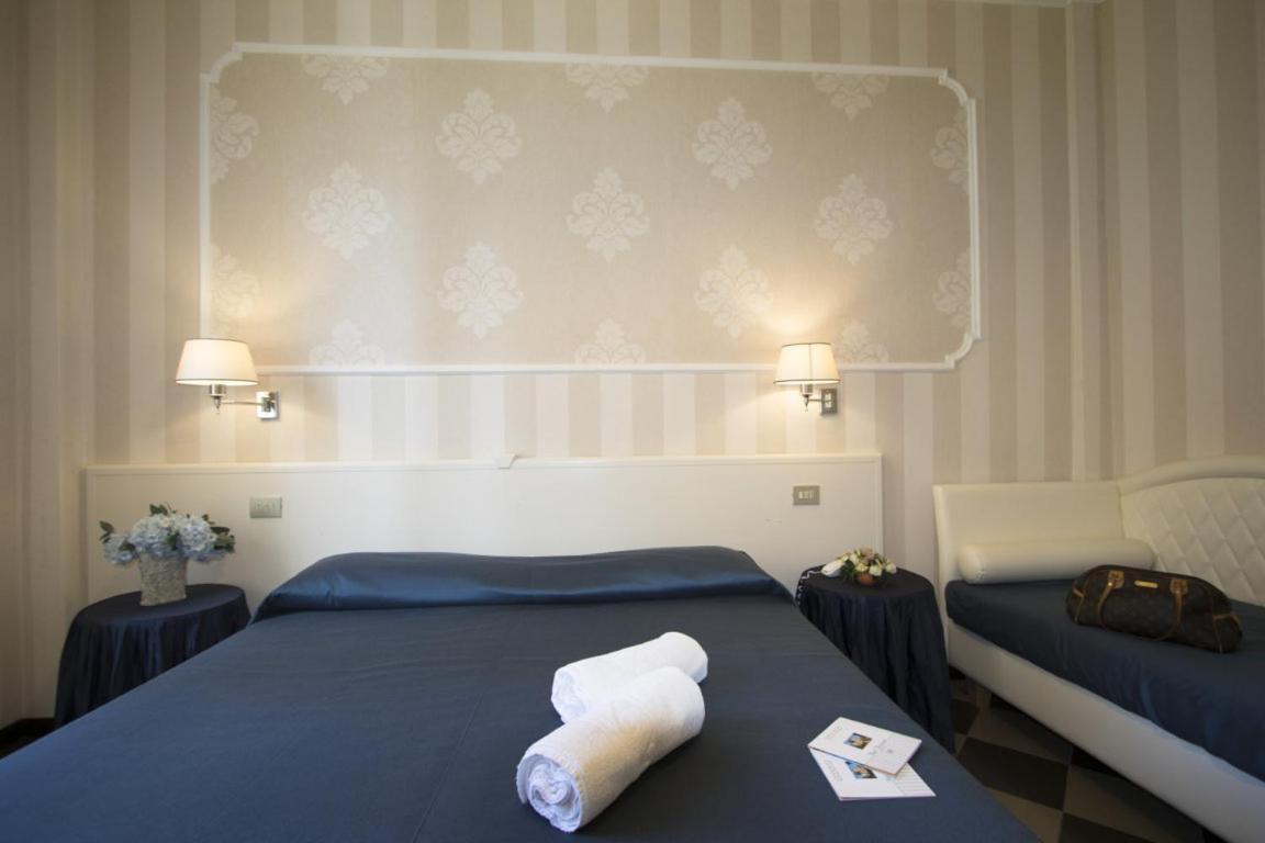 Standard Triple Room,970137265:JPEG