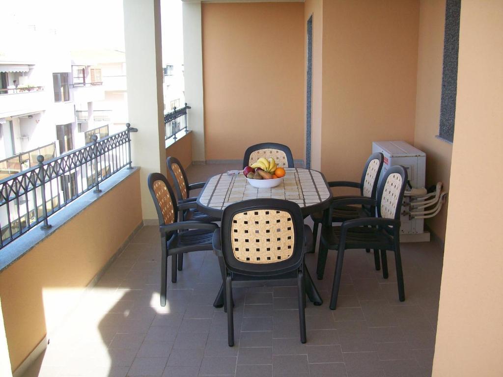 Two-Bedroom Apartment with Balcony