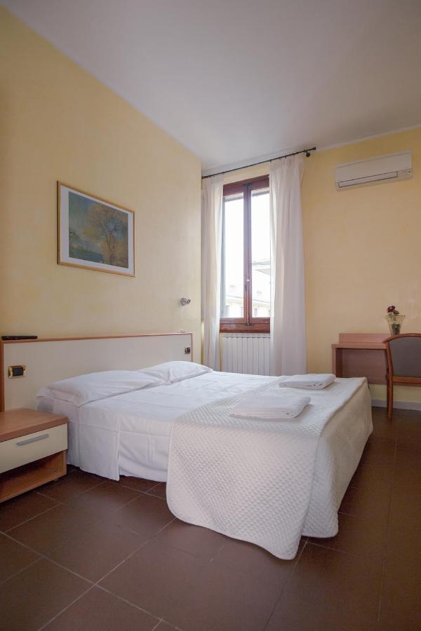 Double Room,995600392:JPEG