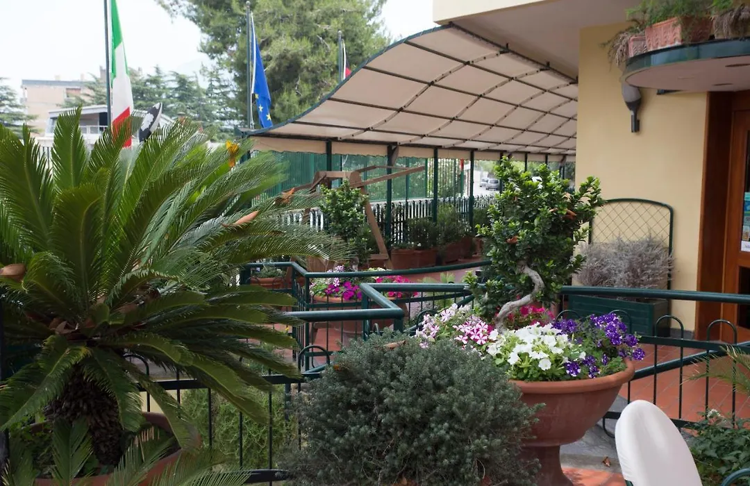 Hotel Villa Serena-1