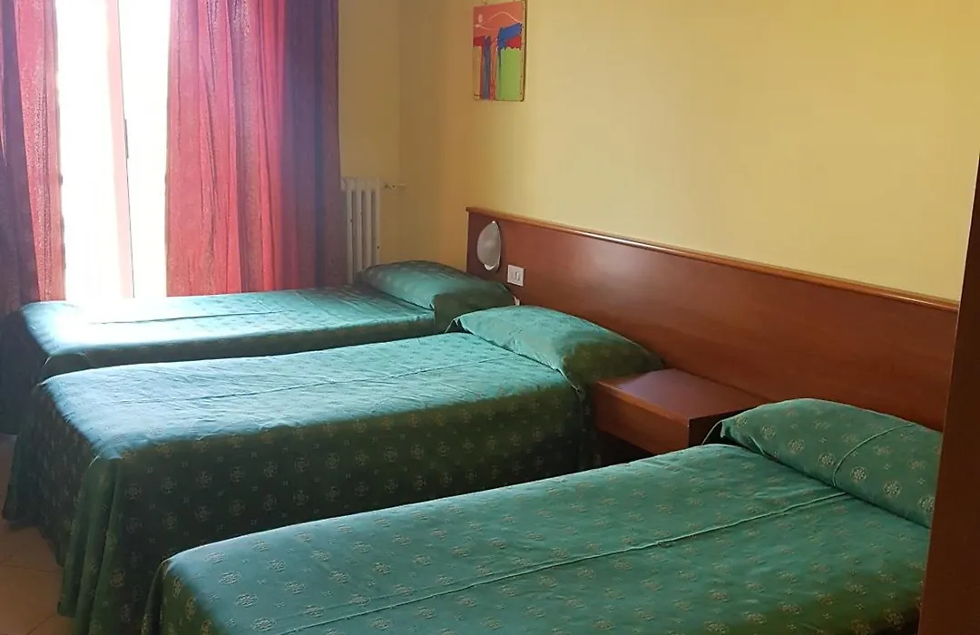 Hotel Kristall-1