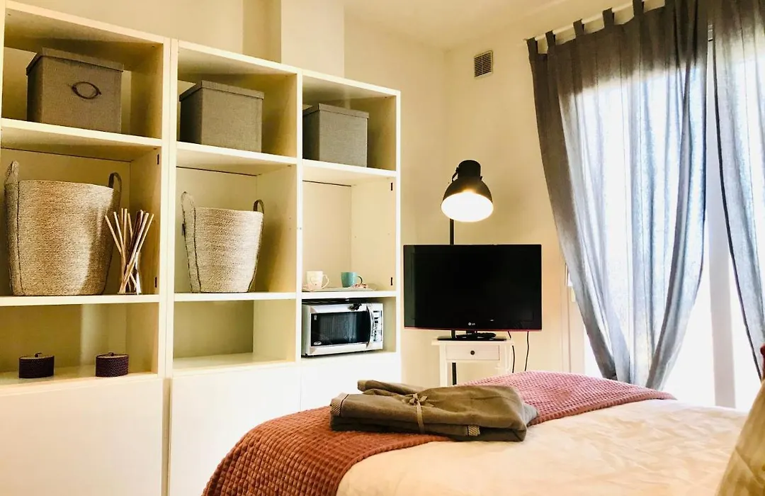 Sweet & Cosy Room Next To The Beach-1