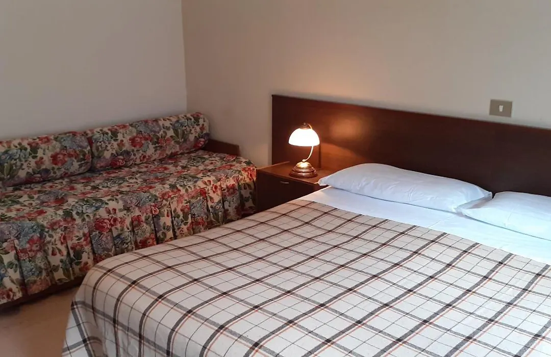 Hotel Cristallo-1