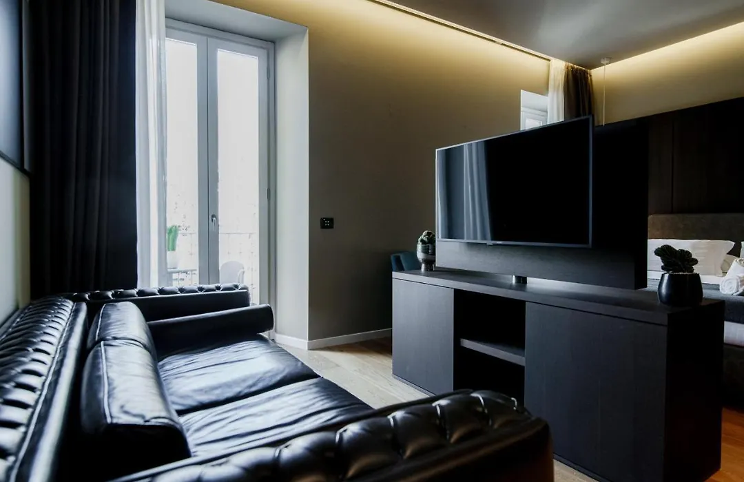 Ama 18 Suites By "The House Of Travelers"-1
