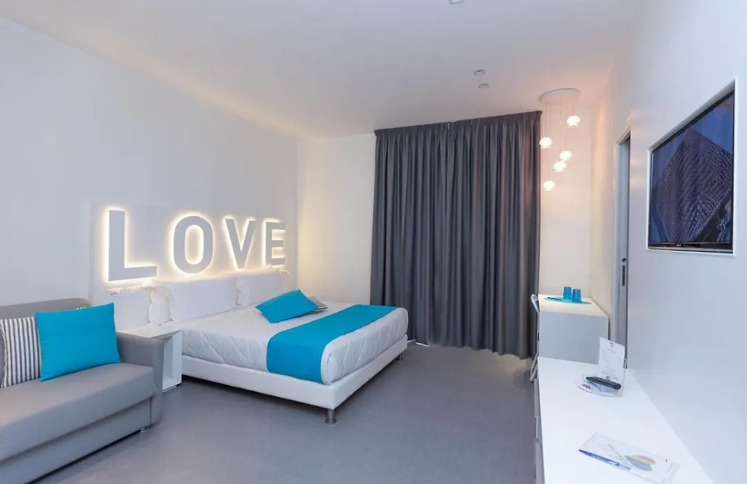 Love Boat Hotel - Smart & Glamour-1