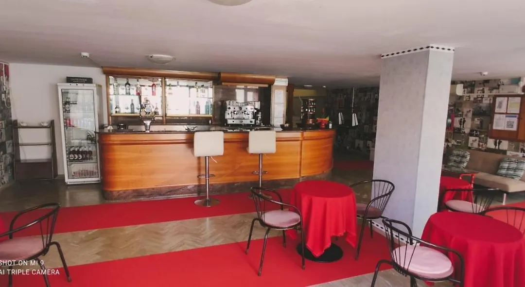 Hotel Orlov Rimini-1