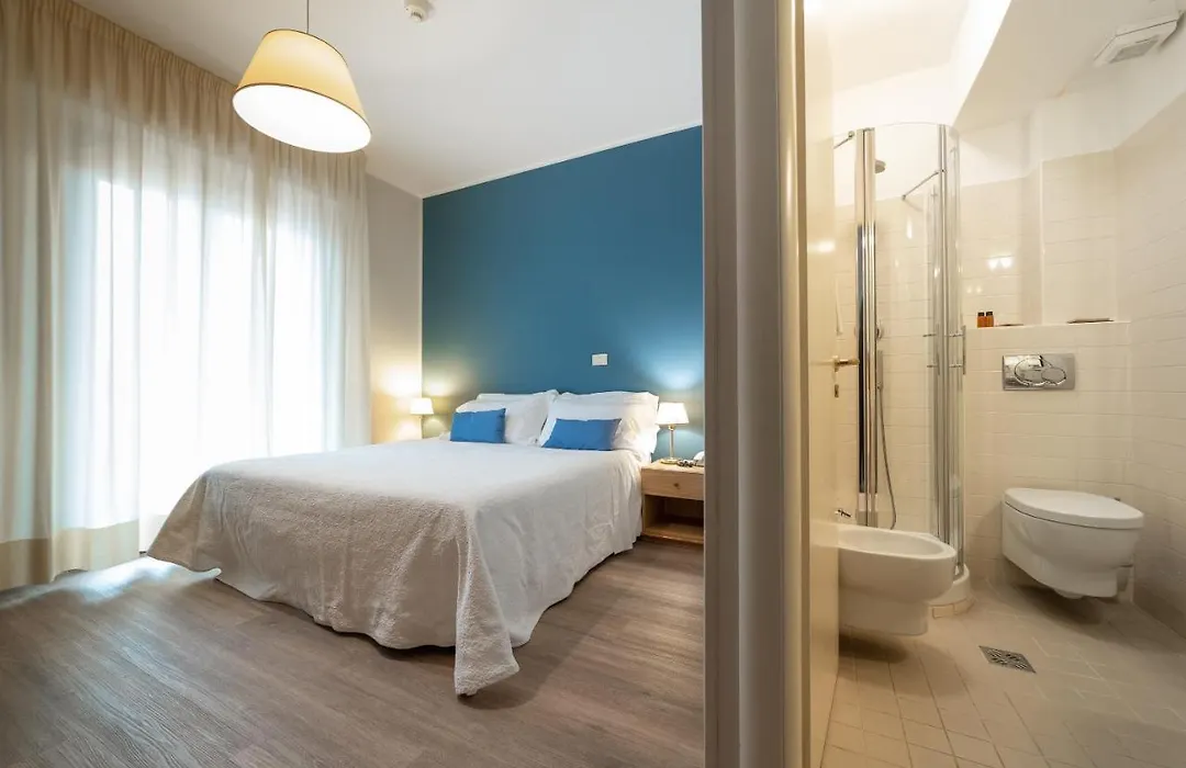 Hotel La Vela-1