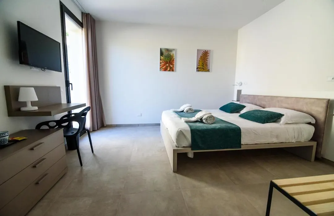 Agave Rooms-1