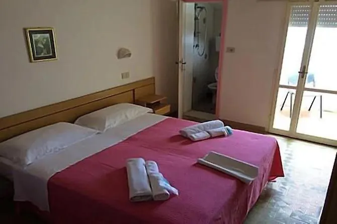 Hotel Rosa-1