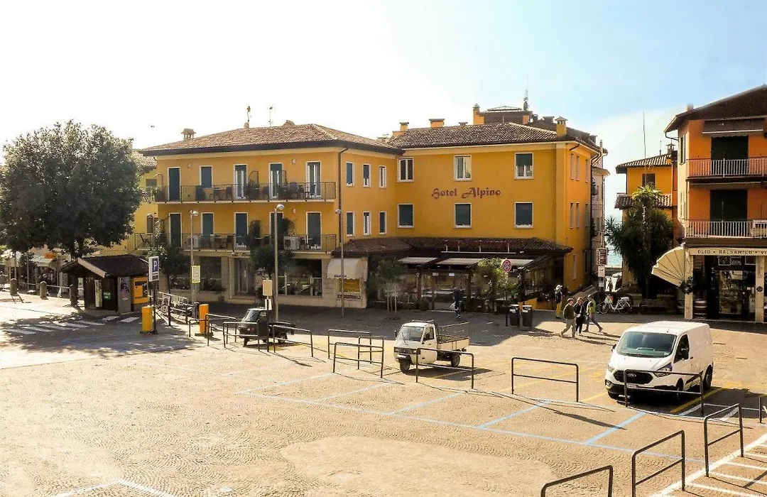 Hotel Alpino-1