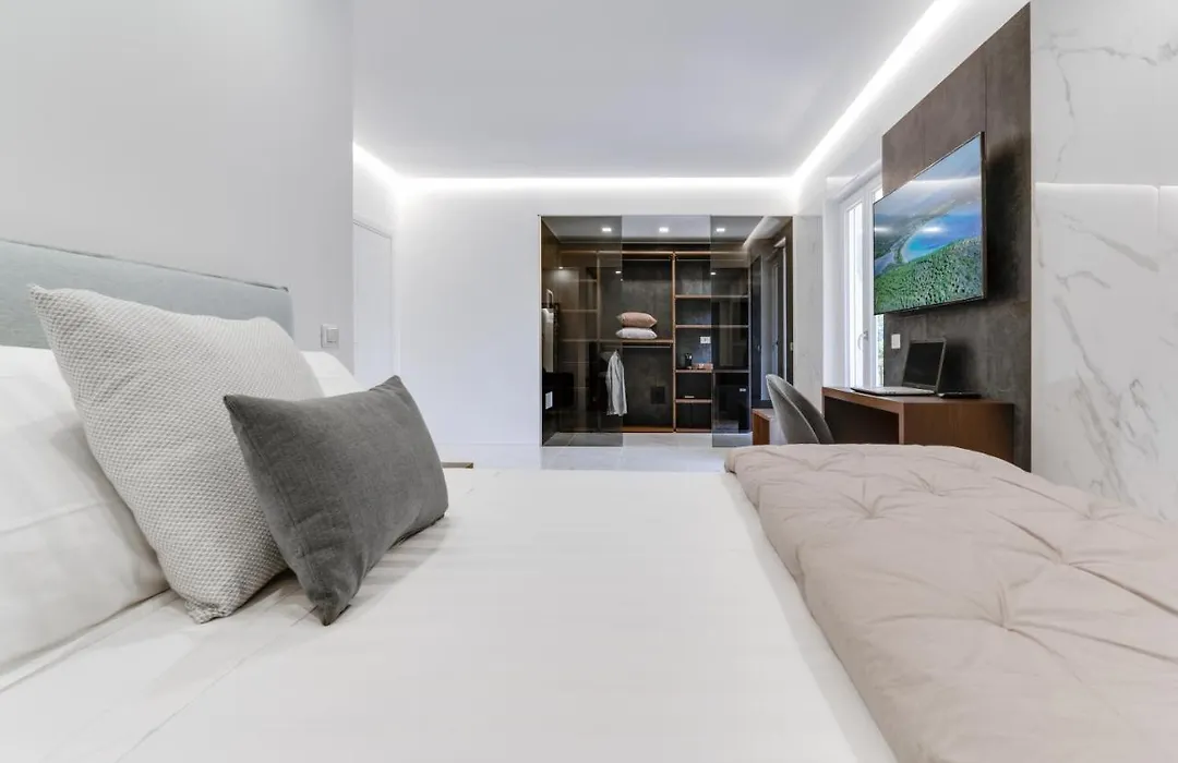 Caralis Suites Rooms-1