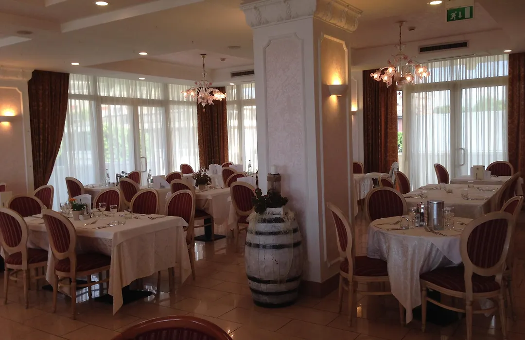 Hotel Imperial Beach - Dada Hotels-1