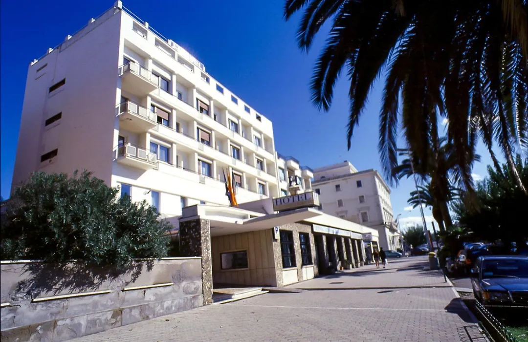 Hotel Mediterraneo-1