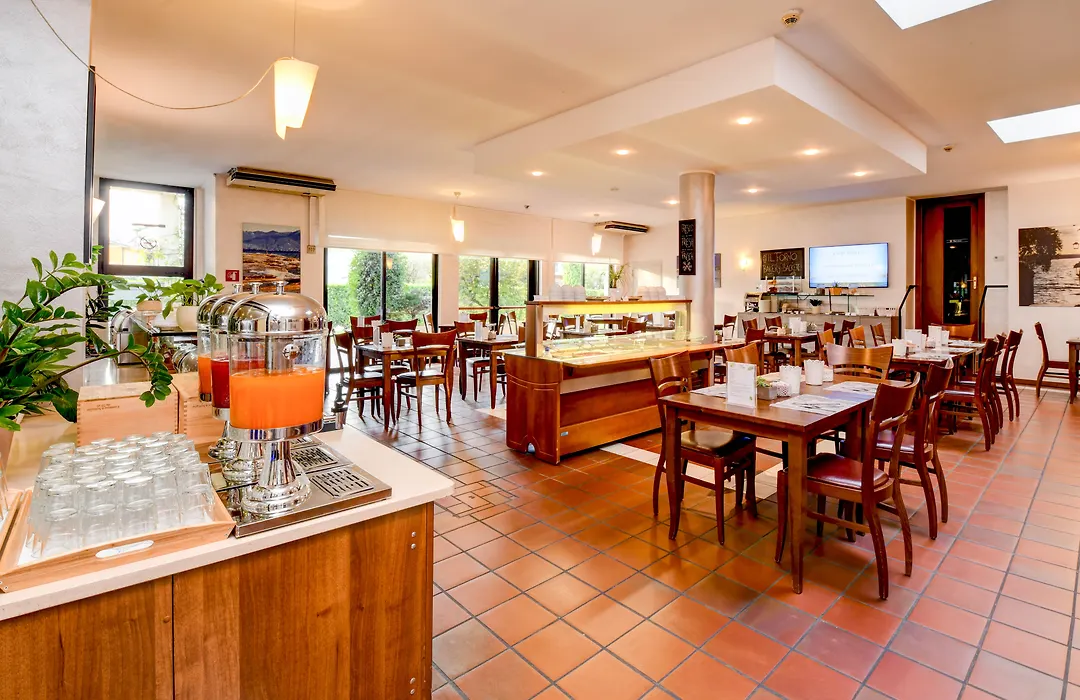 Hotel Riel-1