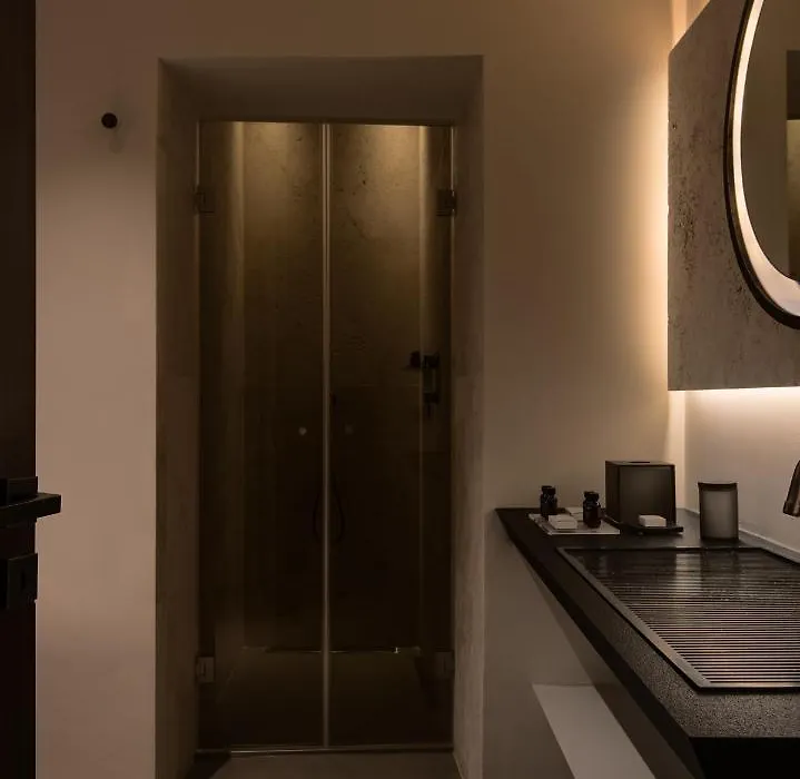 Times Suites - Guesthouse - Etruria Collection-1