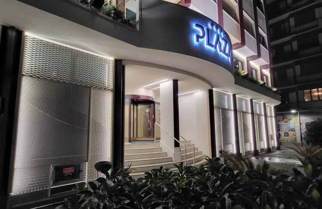 Hotel Plaza-1