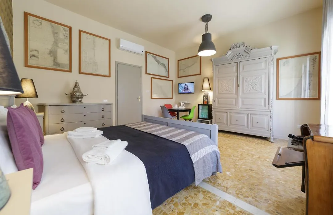 Budget Rooms Sonnino 37-1