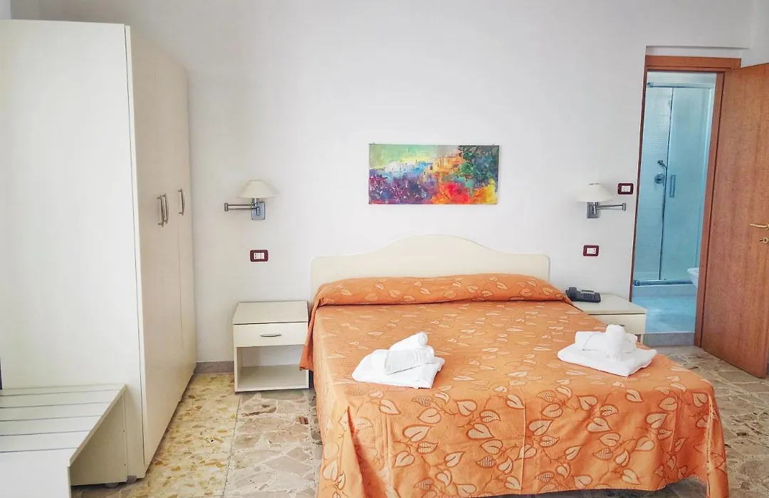 Hotel Pineta-1