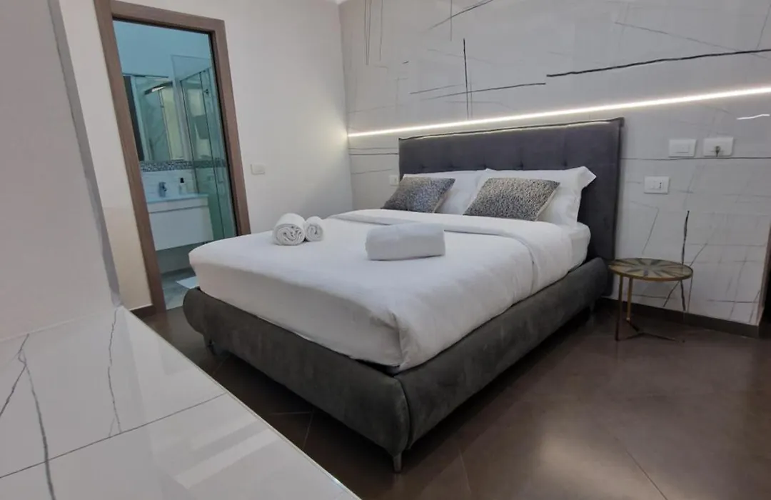 Ari Guest House-1