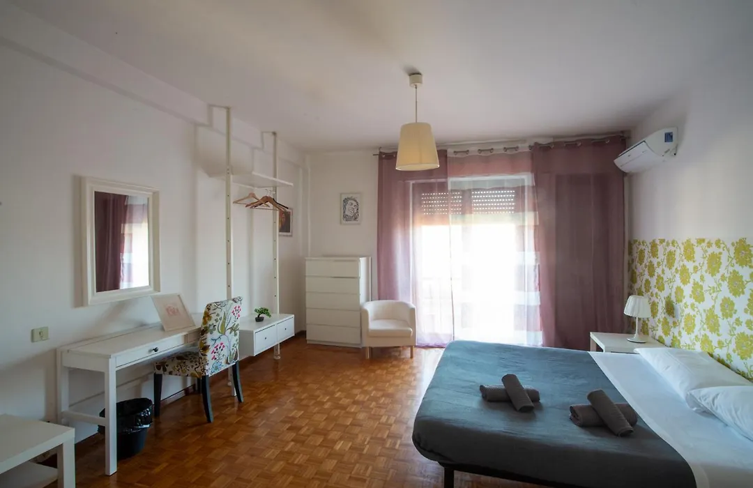 Guest House Ca' Lou Al Teatro-1