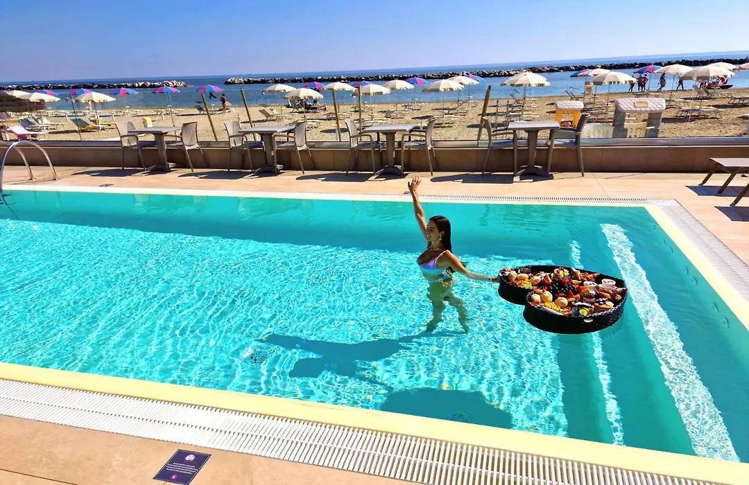 You & Me Beach Hotel - Adults Friendly-1