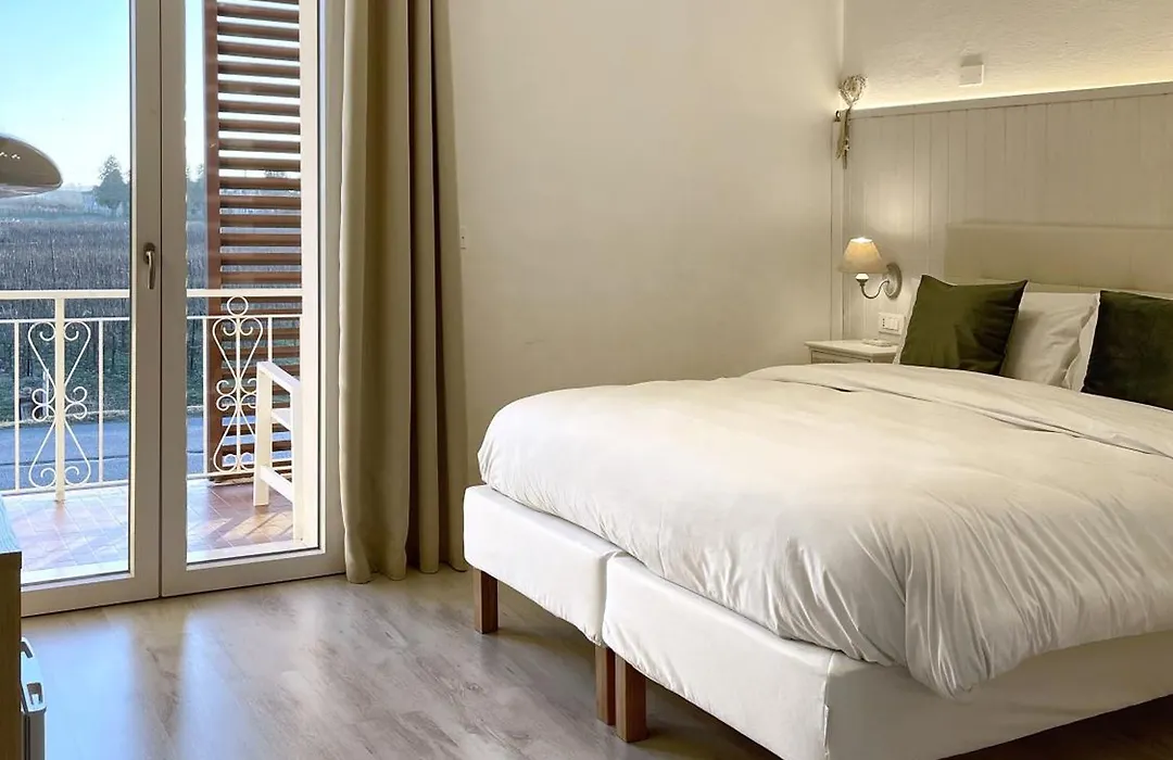 Villa Pensione Mercedes-1