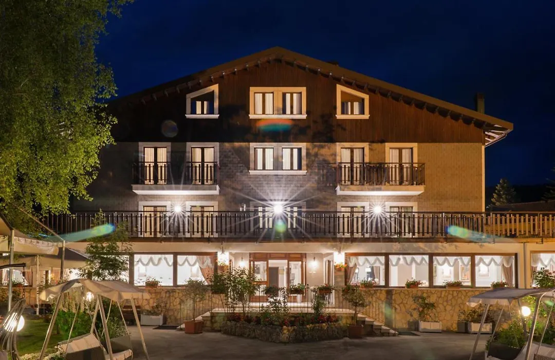 Hotel Edelweiss-1