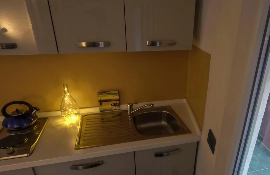 Lisetta Rooms-1