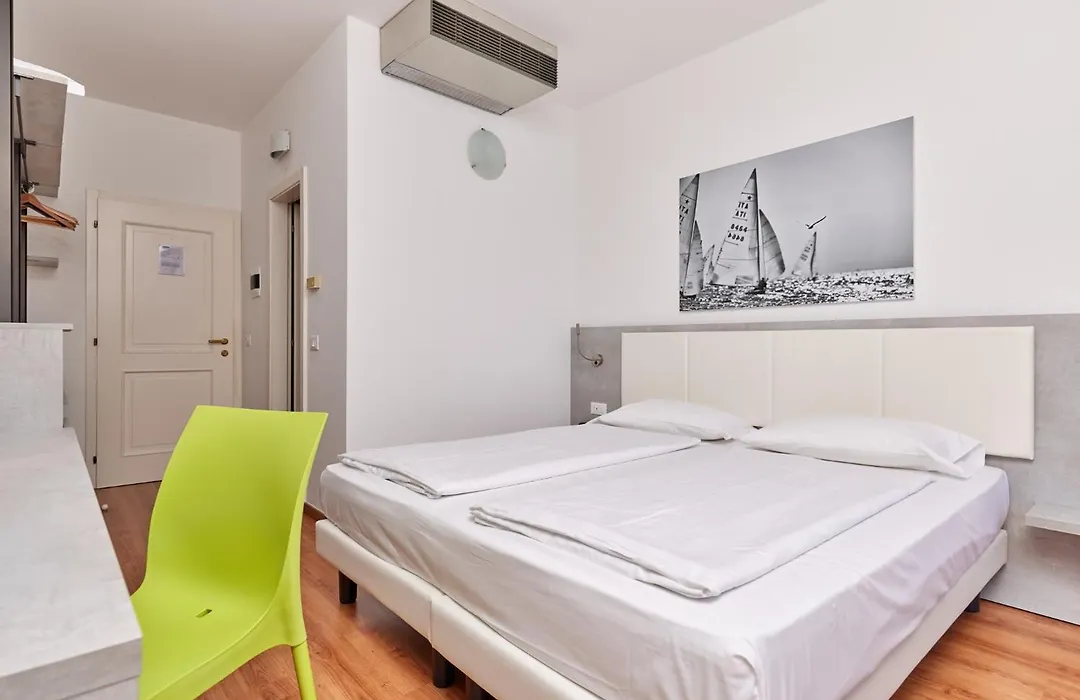 Wind Hotel-1