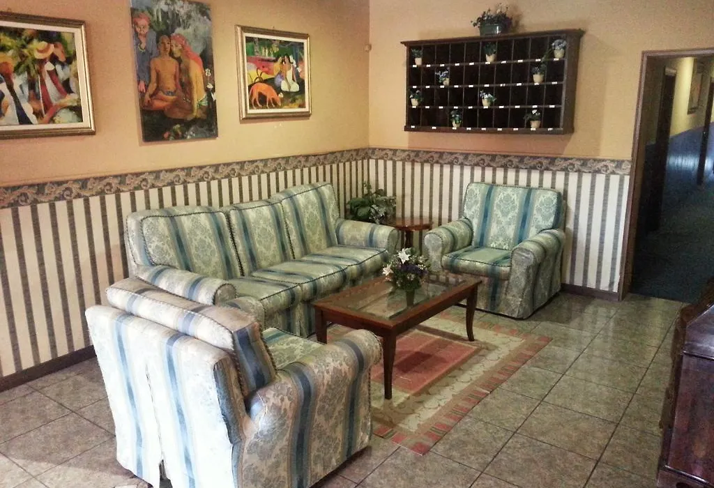 Hotel Emilia-1