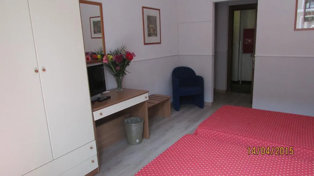Hotel Johnny-1