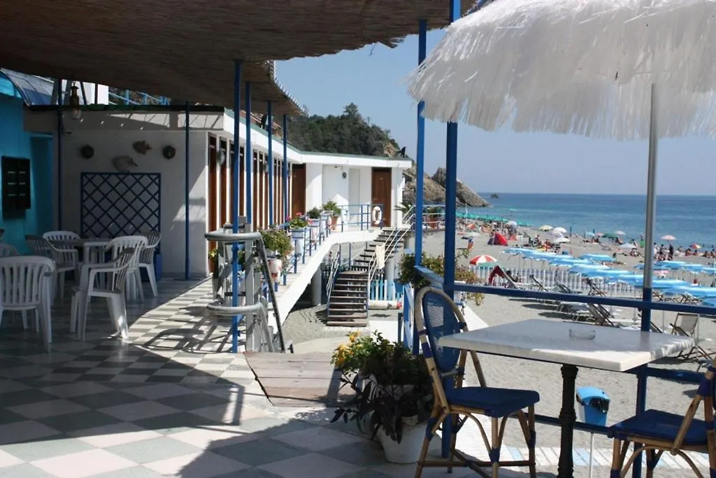 Hotel Bagni Arcobaleno-1