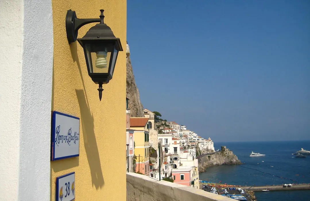 B&B Il Porticciolo Di Amalfi-1