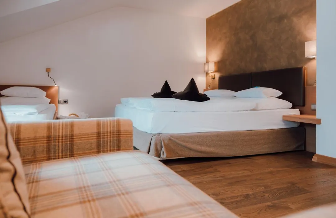 Residence Hotel Alpinum-1