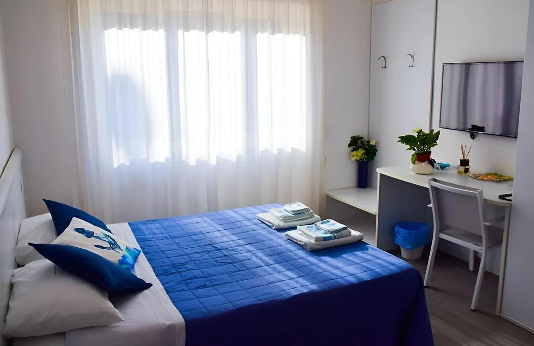 La Marina B&B-1