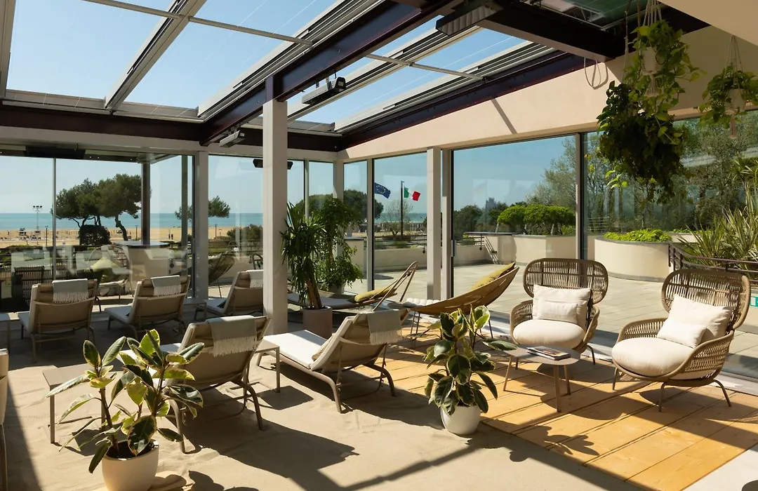 Savoy Beach Hotel & Thermal Spa-1