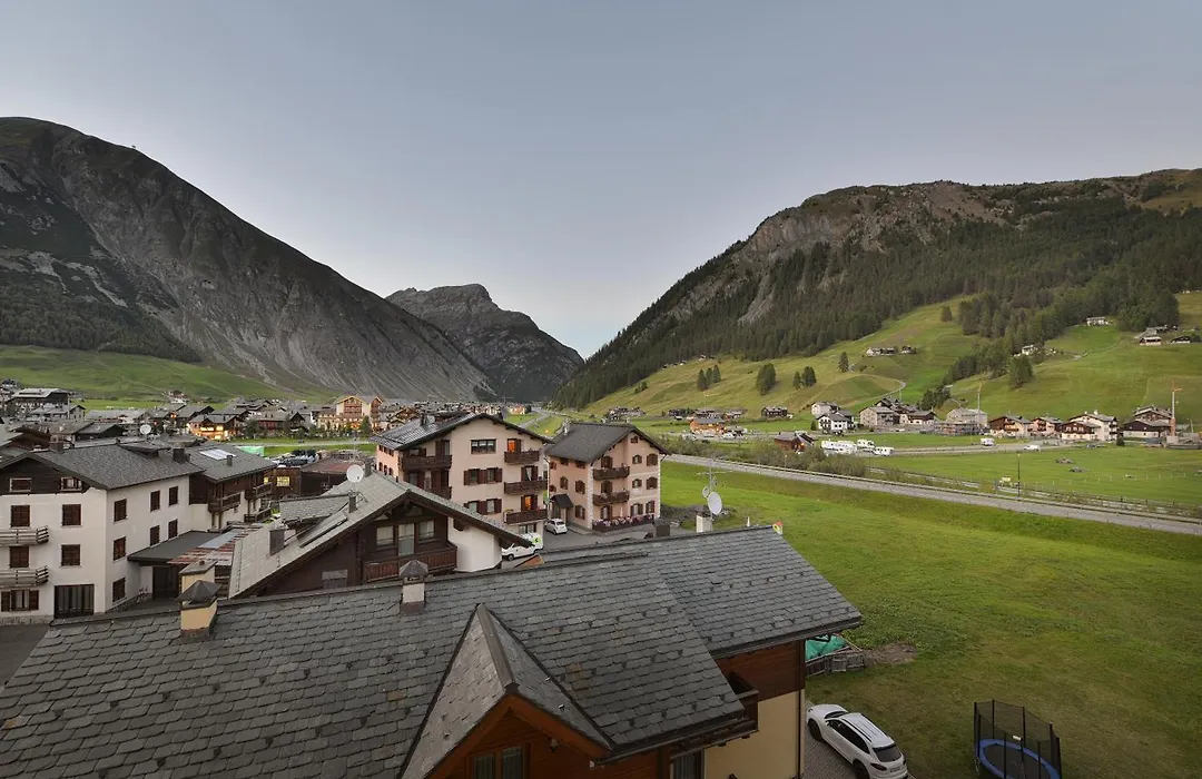 Hotel Bernina-1