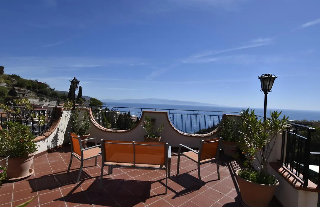 Hotel Condor-1