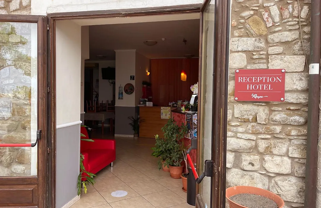 Hotel La Rampa-1