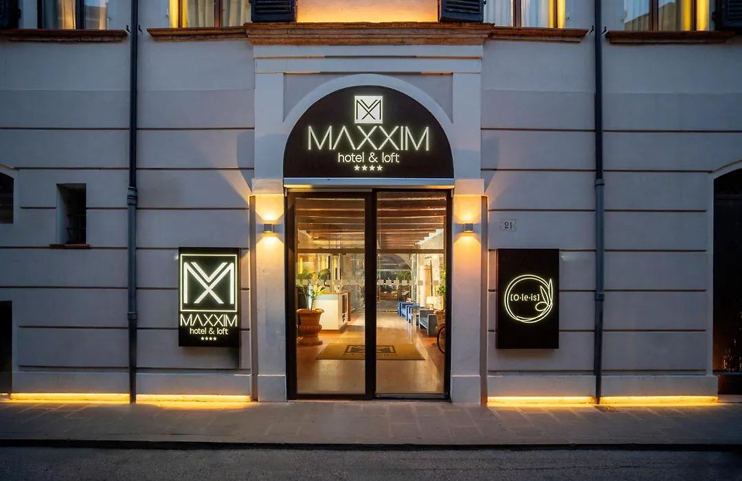 Maxxim Hotel & Loft-1