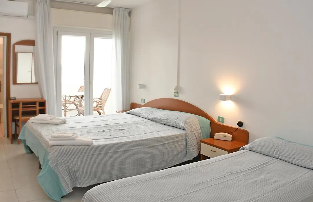 Hotel Exclusive - In Pieno Centro A Pochi Passi Dal Mare-1