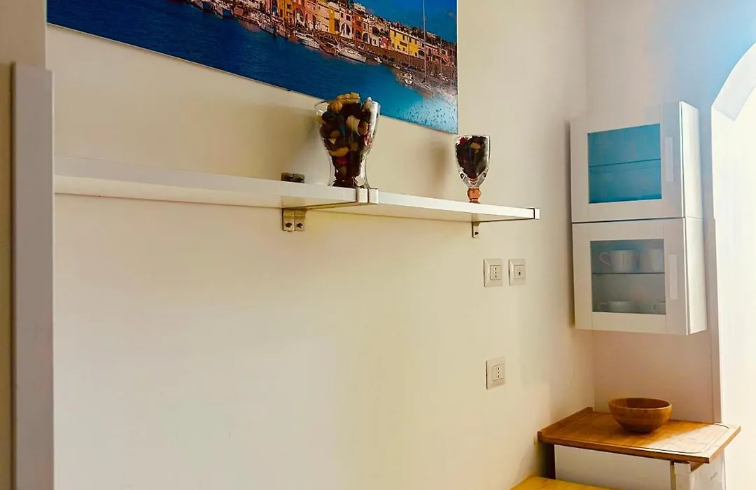 Lido Di Procida Guest House-1