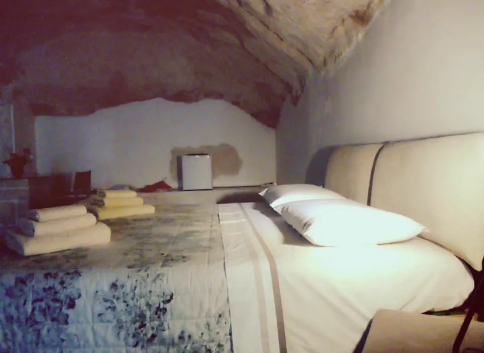Alla dimora di Chiara Suite&Rooms-1