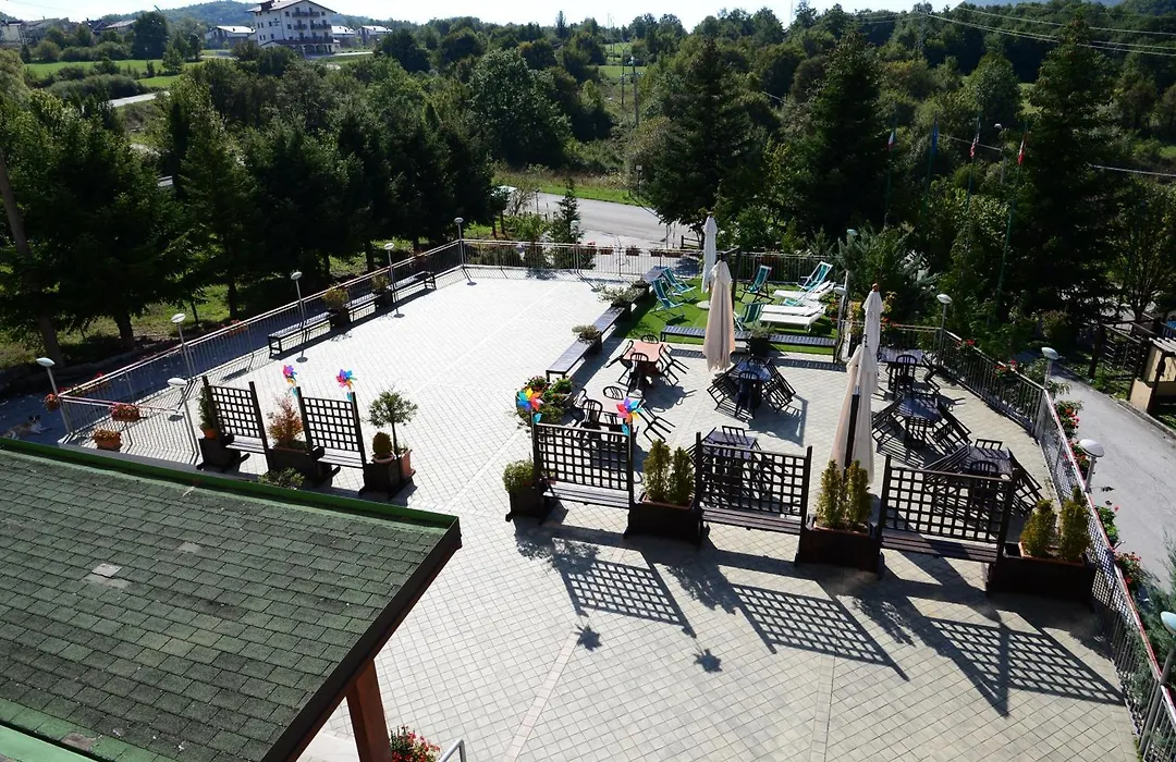Hotel Cristal-1