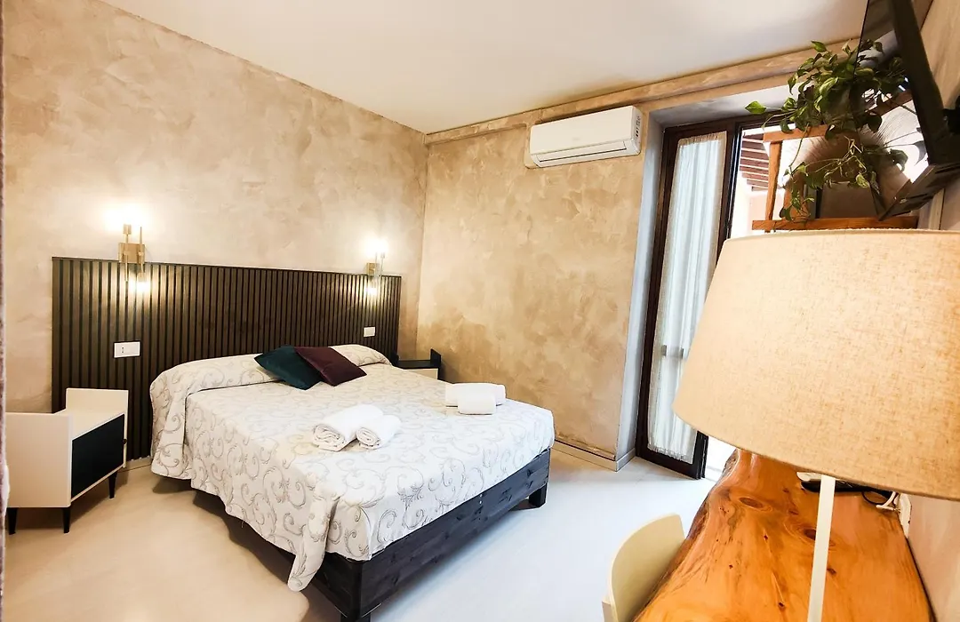 Albergo B&B Tenesi-1